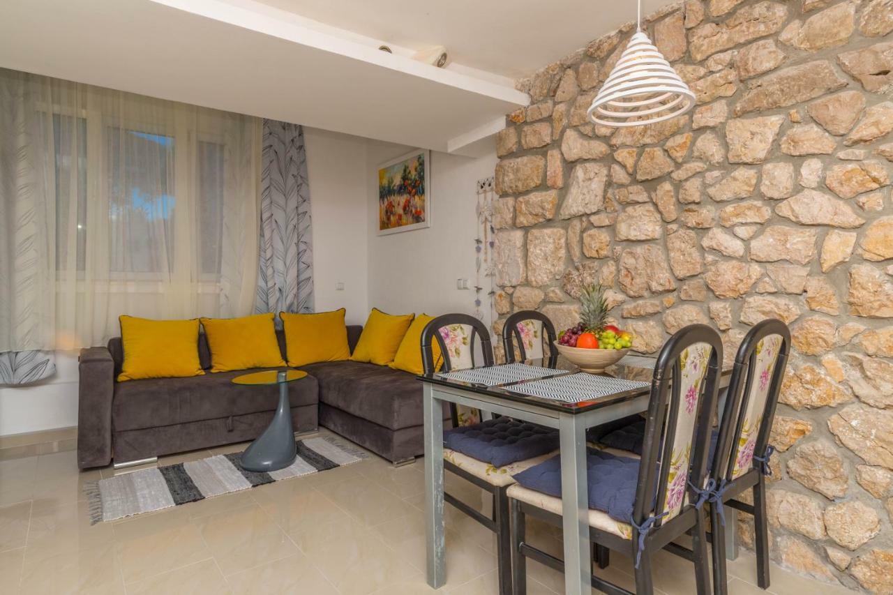 Apartments Lapis Jadranovo Exterior photo